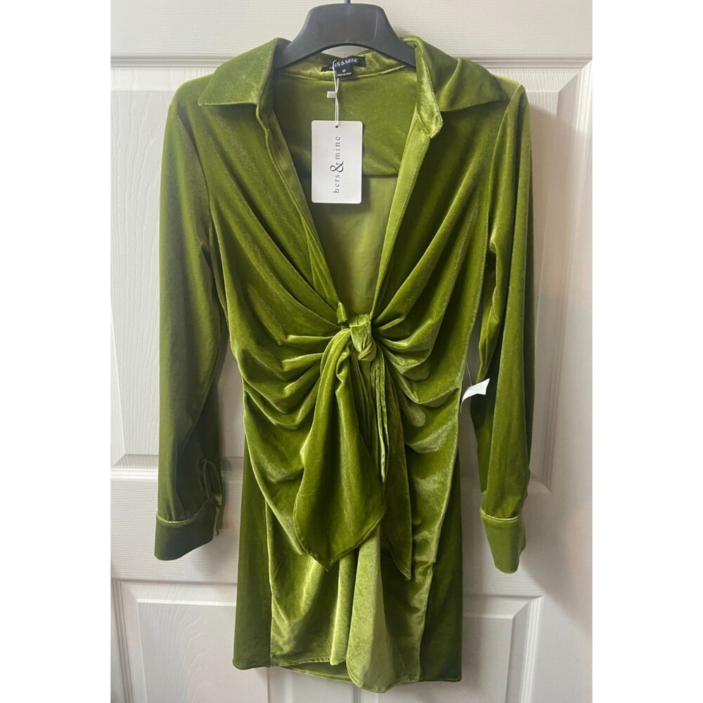 Hers & Mine Velvet Dress Womens Medium Green Knee Length Front Tie Long S  NWT